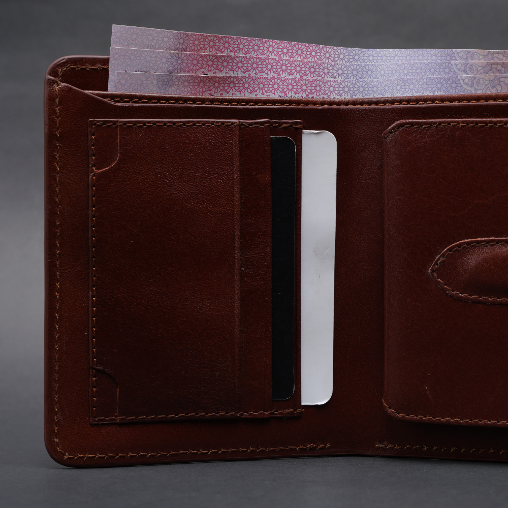 Zays Handcrafted Premium Oil Pull Up Leather Bifold Short Wallet for Unisex - ZSW132 - Image 4
