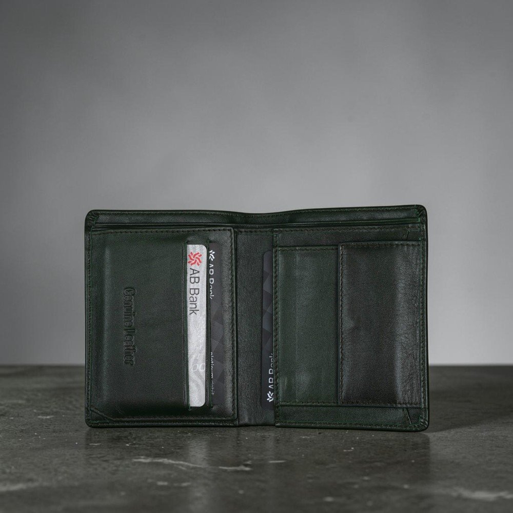 Zays Handcrafted Oil Pull Up Premium Leather Bifold Short Wallet (SW117-Green) - Image 3