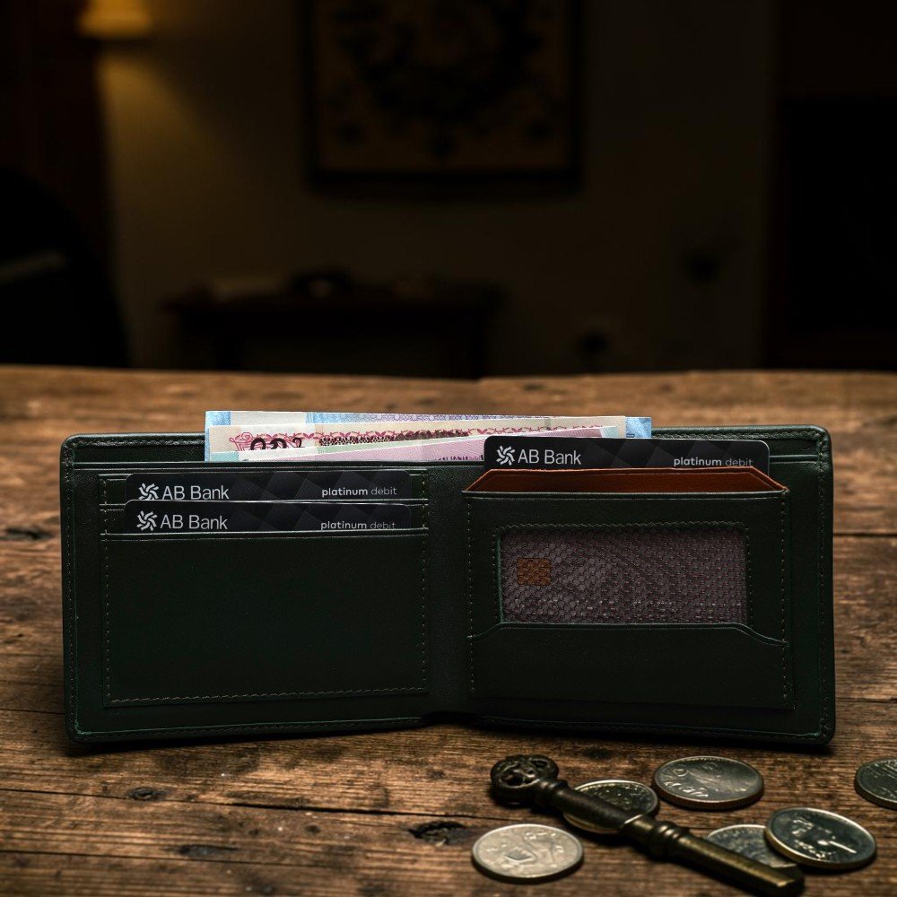 Zays Handcrafted Premium Leather Bifold Short Wallet (SW141-Green) - Image 7