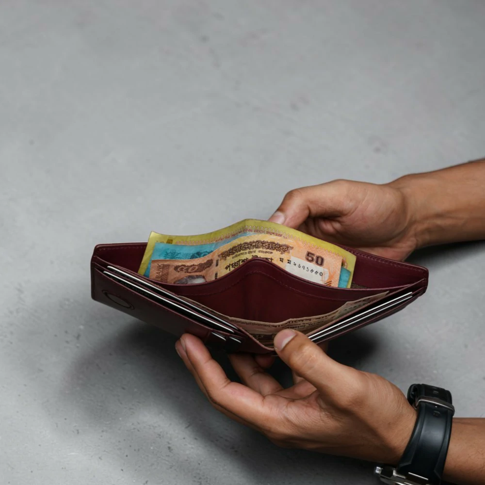 Zays Handcrafted Premium Leather Bifold Short Wallet – W124 - Image 29