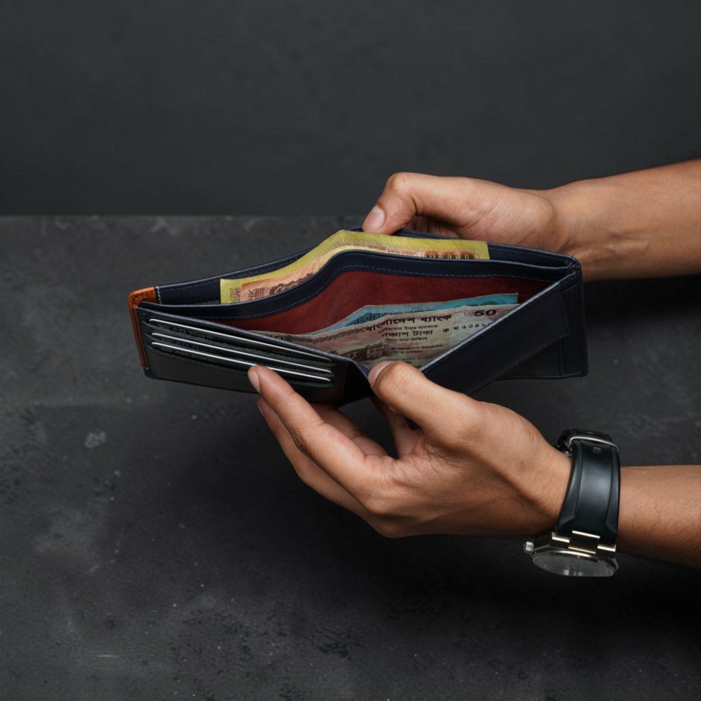 Zays Handcrafted Premium Leather Bifold Short Wallet - W109 - Image 25