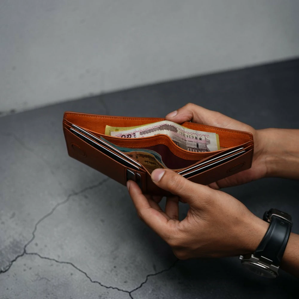Zays Handcrafted Premium Leather Bifold Short Wallet – W124 - Image 8