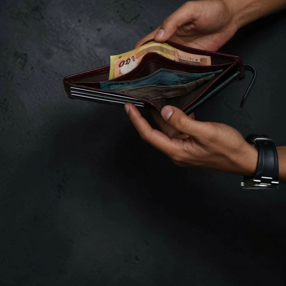 Zays Premium Genuine Leather Bifold Short Wallet for Men – Slim Wallet with Card Slots & Secure Strap Closure – W129 - Image 13
